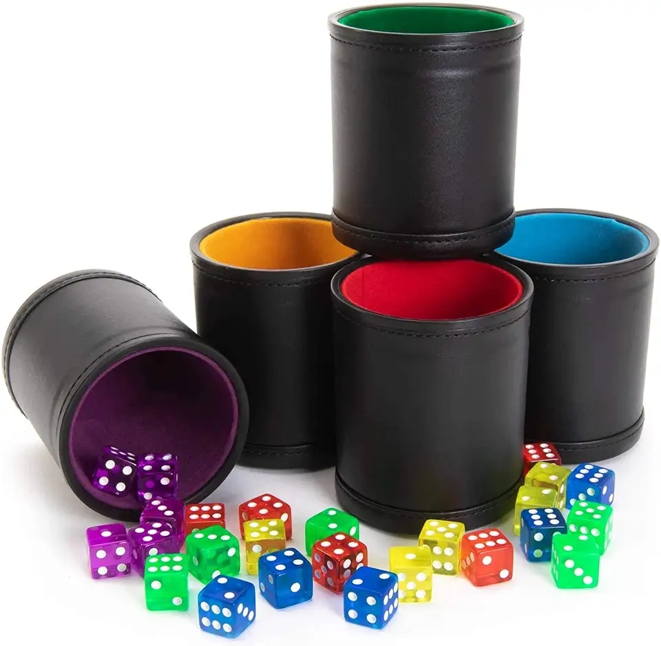 2022 High Quality Wholesale Solid Wood Dice Cup