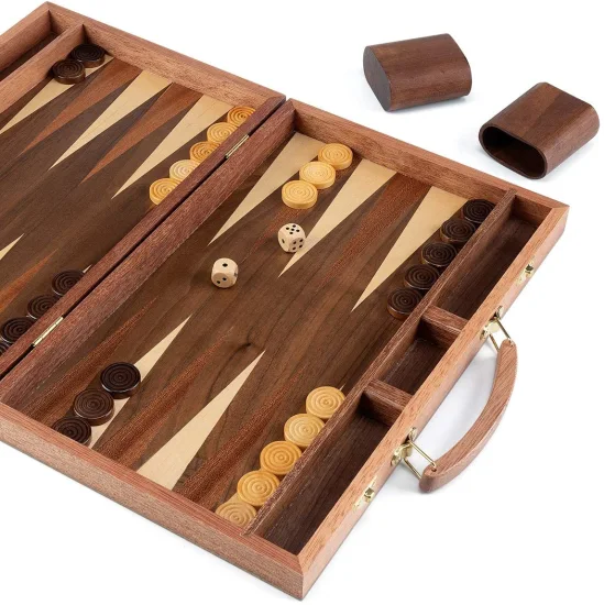 Conjunto de jogo de tabuleiro de gamão de madeira tamanho de viagem de alta qualidade por atacado