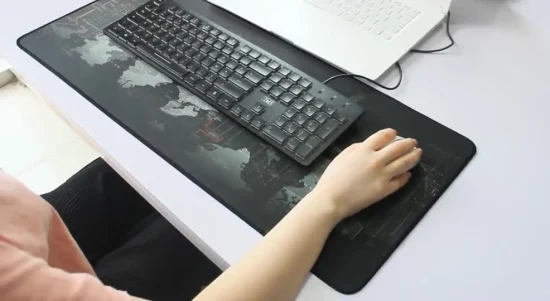 Mapa do mundo tamanho grande estendido profissional suave personalizado amazon teclado de borracha quente mouse pads mouse pad de jogo de borracha atacado